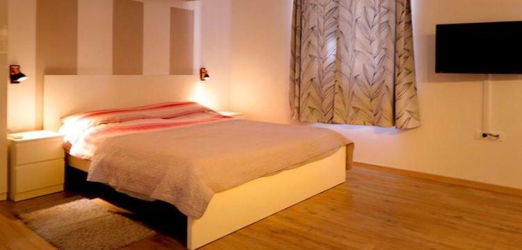 Studio Apartman Dado Leilighet Bale Eksteriør bilde